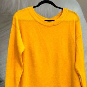 GAP Relaxed crew neck sweater